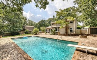 41 Autumn Dr, Mount Sinai, NY 11766