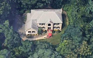 41 Cove Rd, Huntington, NY 11743