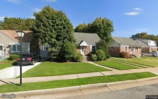 41 Grant St, Hempstead, NY 11550