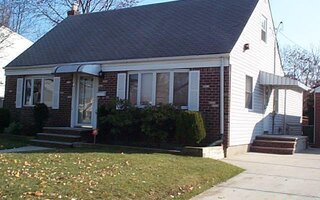 41 Russell Ave, Elmont, NY 11003