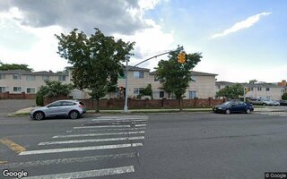 41 Saturn Ln #41, Staten Island, NY 10314