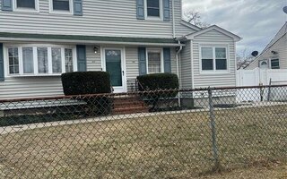 410 Elmore St, Central Islip, NY 11722