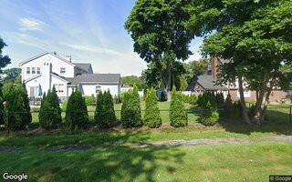 410 Greene Ave, Sayville, NY 11782