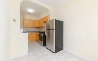 412 E 54th St, Brooklyn, NY 11203