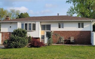 414 Westview Ave, Deer Park, NY 11729