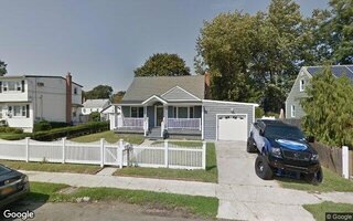 415 Pleasantview Ct, Copiague, NY 11726