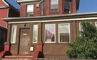 42-55 78th St, Elmhurst, NY 11373