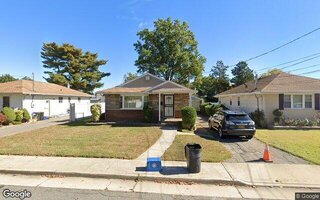 42 Cleaves Ave, Hempstead, NY 11550