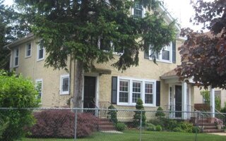 42 Maryland Ave, Hempstead, NY 11550