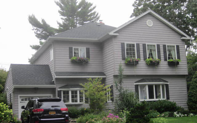 42 Maxwell Rd, Garden City, NY 11530
