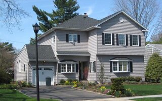 42 Maxwell Rd, Garden City, NY 11530