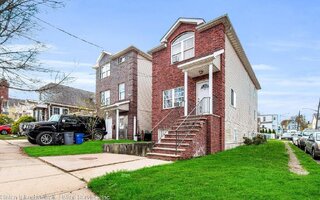42 Union Ave, Staten Island, NY 10303