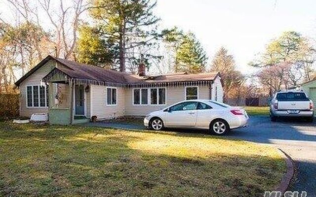 43 Bushwick Ave, Brentwood, NY 11717