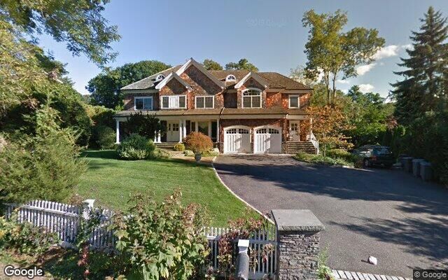 43 Fox Hunt Ln, Cold Spring Harbor, NY 11724