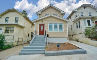 43 Lockman Ave, Staten Island, NY 10303
