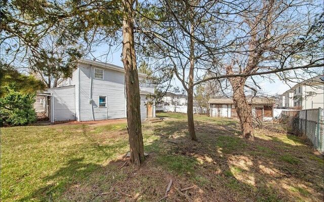43 Morris St, Staten Island, NY 10309 (Yard)