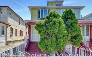435 E 51st St, Brooklyn, NY 11203