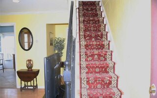 44 E 17th St, Huntington Station, NY 11746