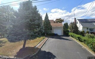 44 Seley Dr, North Babylon, NY 11703
