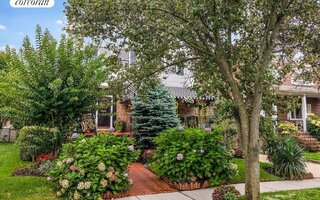 440 Bch 141st St, Rockaway Park, NY 11694