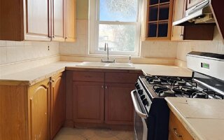 442 E 43rd St, Brooklyn, NY 11203