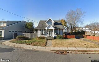 443 N Wellwood Ave, Lindenhurst, NY 11757