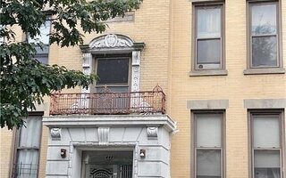 448 40th St, Brooklyn, NY 11232