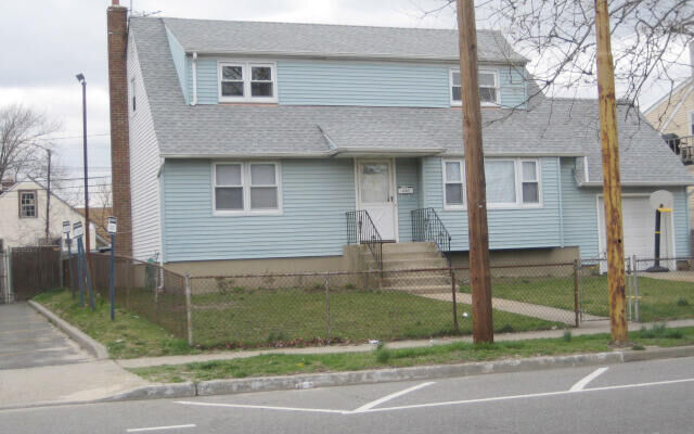 448 Long Beach Rd, Island Park, NY 11558