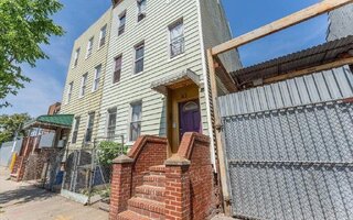 45 Hinsdale St, Brooklyn, NY 11207