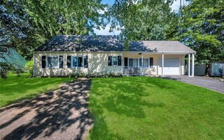 45 Sundial Ln, Bellport, NY 11713