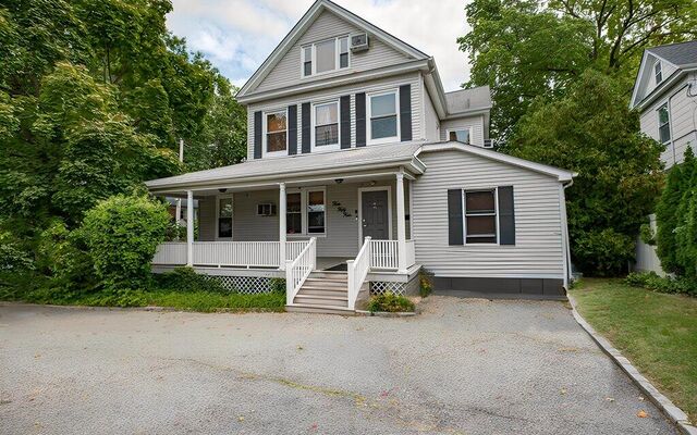 454 Main St, Port Washington, NY 11050 (Porch)