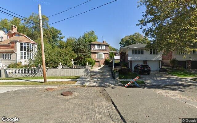 46-27 Overbrook St, Little Neck, NY 11362