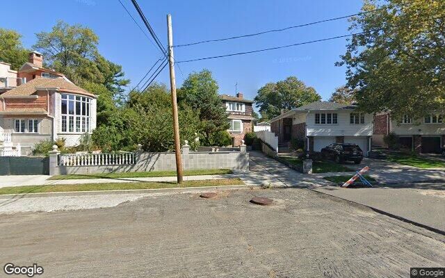 46-27 Overbrook St, Little Neck, NY 11362