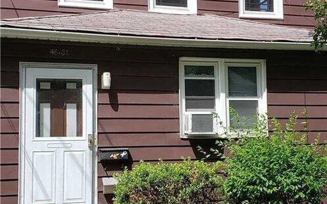46-34 211th St, Bayside, NY 11361