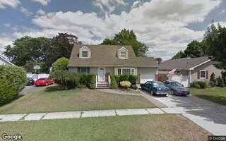 46 Crestwood Blvd, Farmingdale, NY 11735
