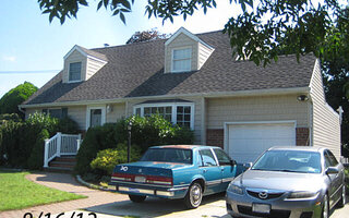 46 Crestwood Blvd, Farmingdale, NY 11735