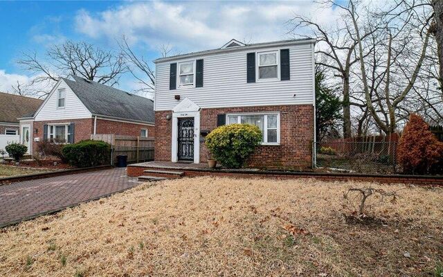 46 Hathaway Ave, Elmont, NY 11003 (House View)