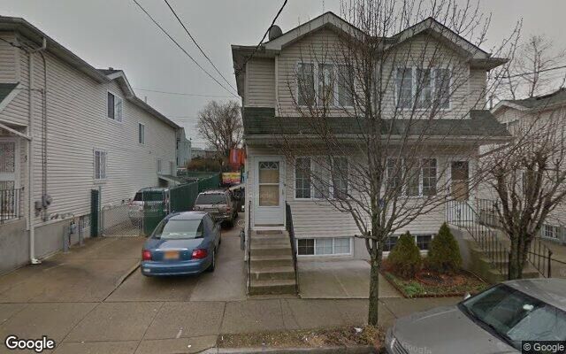 46 Winegar Ln, Staten Island, NY 10310
