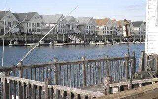 464 Roosevelt Ave, Freeport, NY 11520