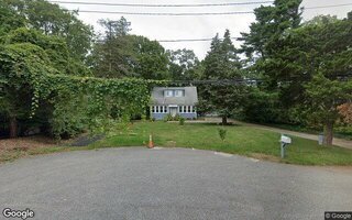 467 Bridge Rd, Hauppauge, NY 11788