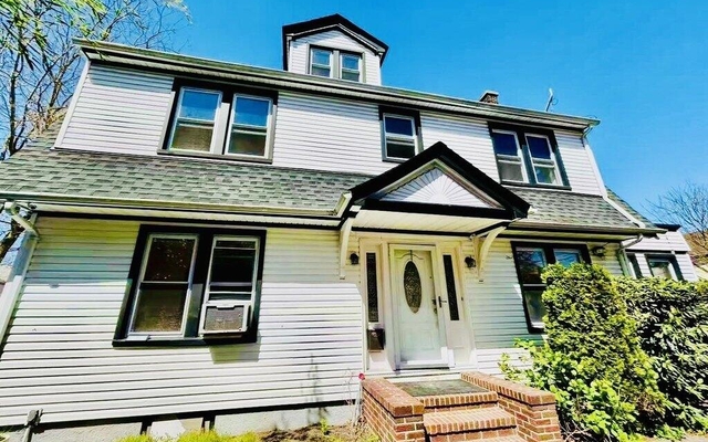 47-18 163rd St, Flushing, NY 11358 (Porch)