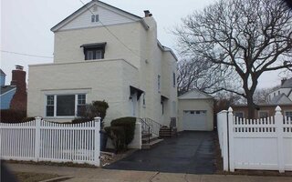 47 Fulton Ave, Atlantic Beach, NY 11509