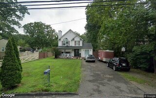 47 Oak St, Centereach, NY 11720