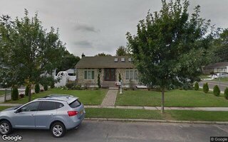 47 Penndale Dr, Amityville, NY 11701