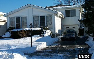 47 Prospect St, Freeport, NY 11520