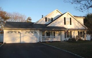 47 Whittier Ave, Medford, NY 11763
