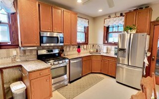 471 Davis Ave, Staten Island, NY 10310