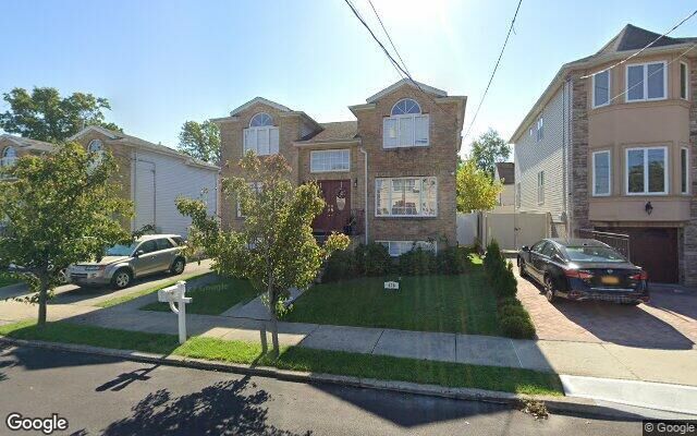 476 Darlington Ave, Staten Island, NY 10309