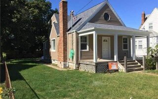 476 Decatur St, Uniondale, NY 11553