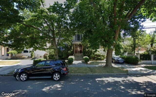 48-51 Oceania St, Oakland Gardens, NY 11364